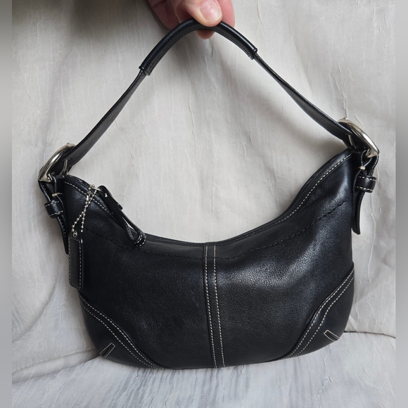 Coach Handbags - Vintage Coach Y2K Mini Soho Hobo Shoulder Bag